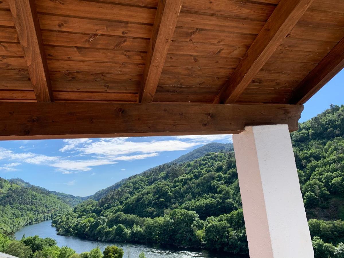 O Remanso Dos Patos Hotell Penalba  Exteriör bild
